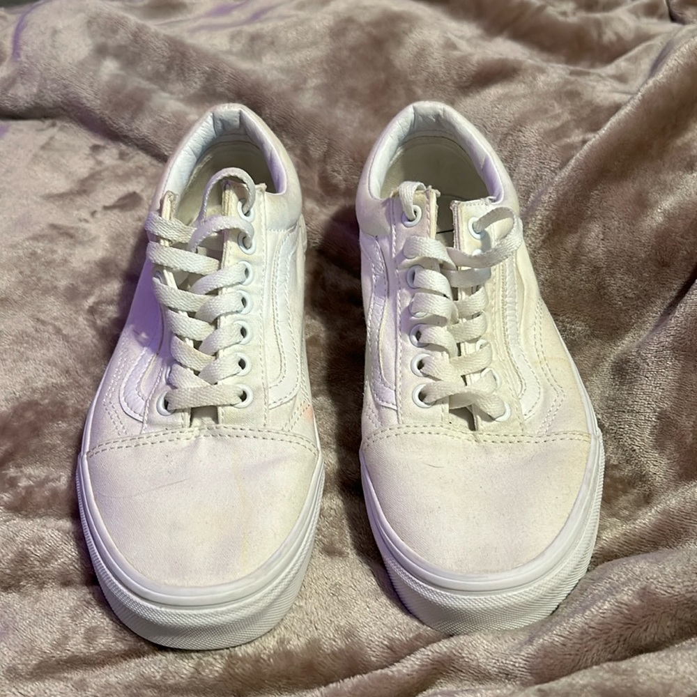White vans